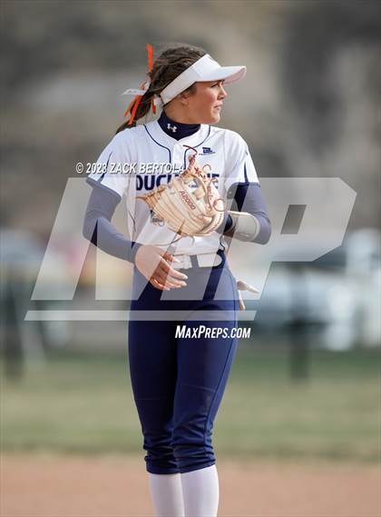 Thumbnail 1 in Wayne @ Duchesne photogallery.