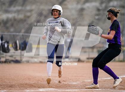 Thumbnail 3 in Wayne @ Duchesne photogallery.