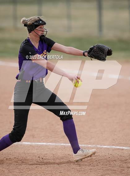 Thumbnail 3 in Wayne @ Duchesne photogallery.