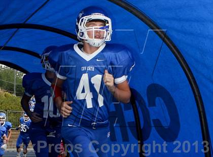 Thumbnail 3 in Moeller @ Covington Catholic photogallery.