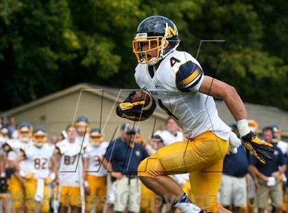 Thumbnail 3 in Moeller @ Covington Catholic photogallery.