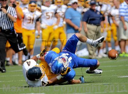Thumbnail 3 in Moeller @ Covington Catholic photogallery.