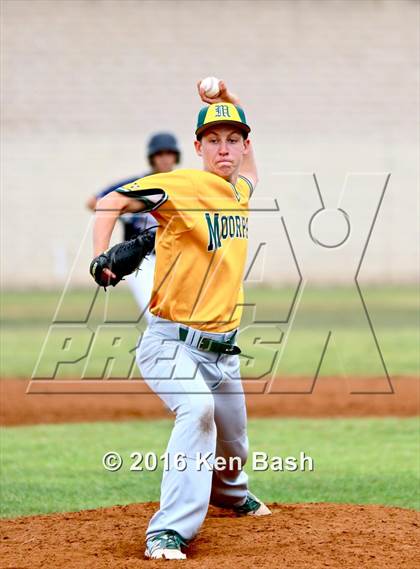 Thumbnail 1 in Moorpark @ Camarillo photogallery.
