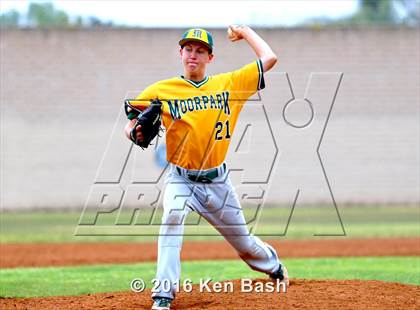 Thumbnail 1 in Moorpark @ Camarillo photogallery.