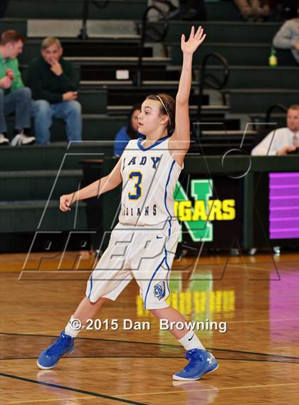 Thumbnail 3 in Hancock County vs Washburn  (TSSAA D2A Consolation) photogallery.