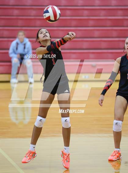 Thumbnail 2 in Albany vs  Aspermont (Eastland Volleyball Showdown 2025) photogallery.