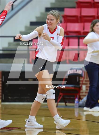 Thumbnail 2 in Albany vs  Aspermont (Eastland Volleyball Showdown 2025) photogallery.