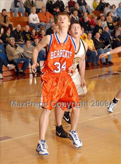 Thumbnail 1 in Christopher vs. Goreville (Sesser Holiday Tournament) photogallery.