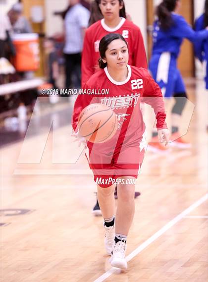 Thumbnail 3 in East vs West RGVBCA All Star photogallery.