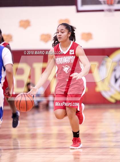Thumbnail 1 in East vs West RGVBCA All Star photogallery.