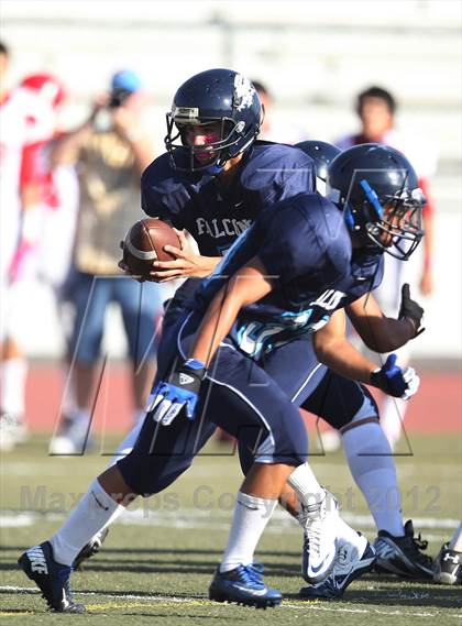 Thumbnail 2 in JV: Burroughs @ Crescenta Valley photogallery.