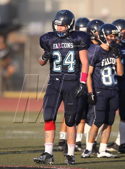Thumbnail 1 in JV: Burroughs @ Crescenta Valley photogallery.