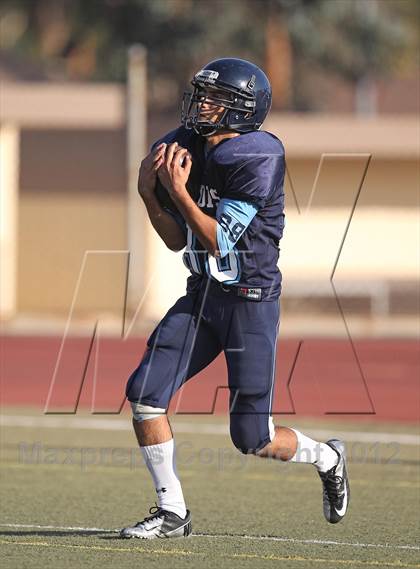 Thumbnail 3 in JV: Burroughs @ Crescenta Valley photogallery.