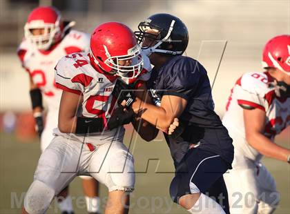 Thumbnail 3 in JV: Burroughs @ Crescenta Valley photogallery.