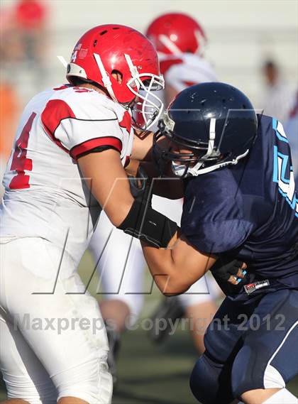 Thumbnail 3 in JV: Burroughs @ Crescenta Valley photogallery.