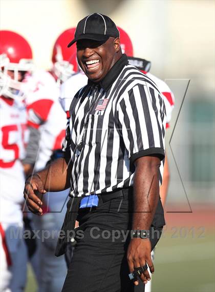 Thumbnail 3 in JV: Burroughs @ Crescenta Valley photogallery.