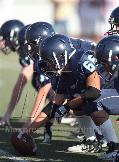 Thumbnail 1 in JV: Burroughs @ Crescenta Valley photogallery.