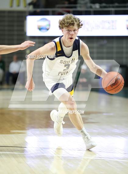 Thumbnail 2 in Zane Trace vs. South Point (OHSAA D3 District Final) photogallery.
