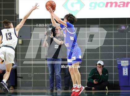 Thumbnail 3 in Zane Trace vs. South Point (OHSAA D3 District Final) photogallery.