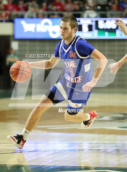 Thumbnail 1 in Zane Trace vs. South Point (OHSAA D3 District Final) photogallery.