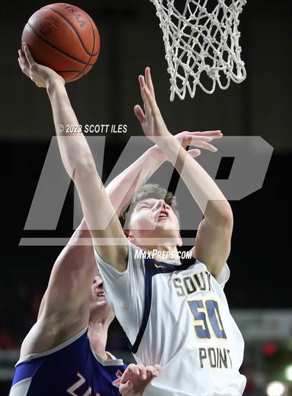 Thumbnail 2 in Zane Trace vs. South Point (OHSAA D3 District Final) photogallery.