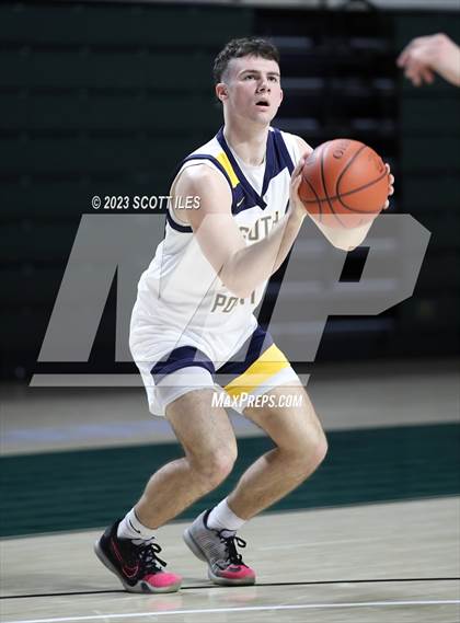 Thumbnail 3 in Zane Trace vs. South Point (OHSAA D3 District Final) photogallery.