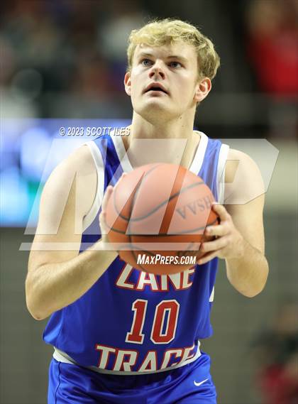 Thumbnail 3 in Zane Trace vs. South Point (OHSAA D3 District Final) photogallery.