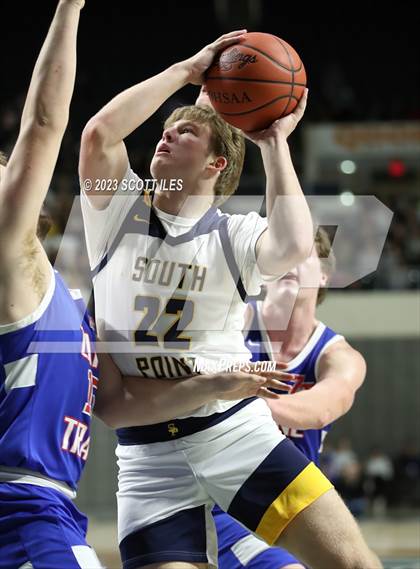 Thumbnail 1 in Zane Trace vs. South Point (OHSAA D3 District Final) photogallery.