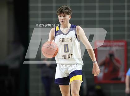 Thumbnail 3 in Zane Trace vs. South Point (OHSAA D3 District Final) photogallery.