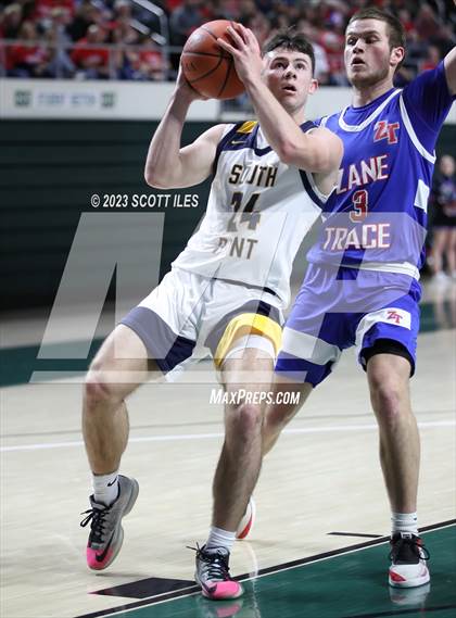 Thumbnail 1 in Zane Trace vs. South Point (OHSAA D3 District Final) photogallery.