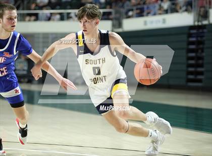 Thumbnail 3 in Zane Trace vs. South Point (OHSAA D3 District Final) photogallery.
