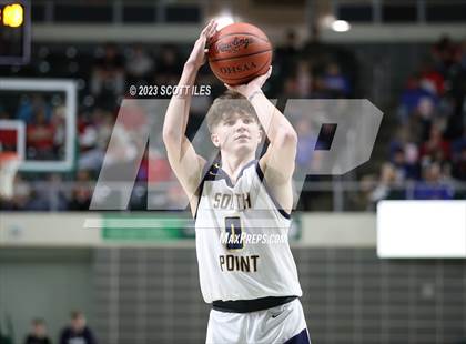 Thumbnail 1 in Zane Trace vs. South Point (OHSAA D3 District Final) photogallery.