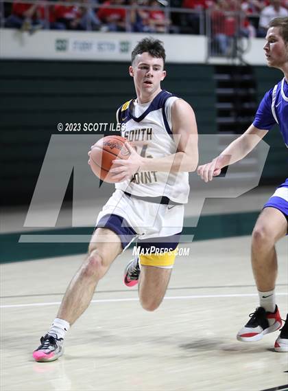Thumbnail 3 in Zane Trace vs. South Point (OHSAA D3 District Final) photogallery.