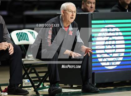 Thumbnail 2 in Zane Trace vs. South Point (OHSAA D3 District Final) photogallery.