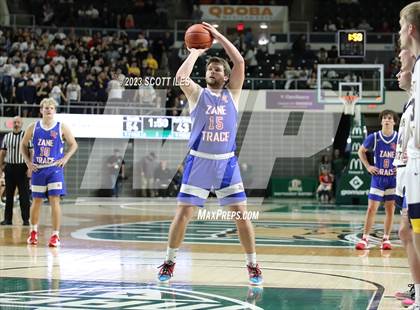 Thumbnail 1 in Zane Trace vs. South Point (OHSAA D3 District Final) photogallery.