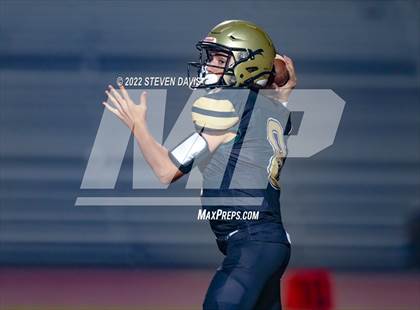 Thumbnail 2 in Chandler vs Basha photogallery.
