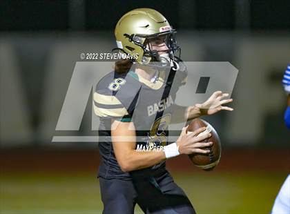 Thumbnail 2 in Chandler vs Basha photogallery.