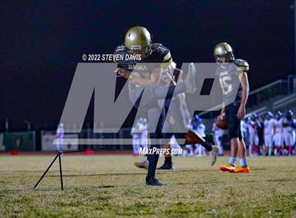 Thumbnail 2 in Chandler vs Basha photogallery.