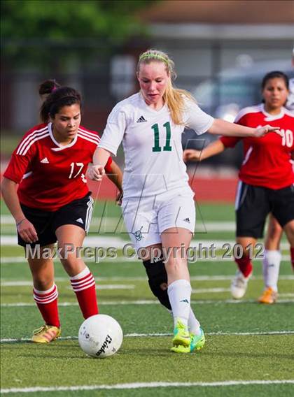 Thumbnail 2 in Clear Falls vs Kipp Academy (Region III Bi-District Playoff) photogallery.
