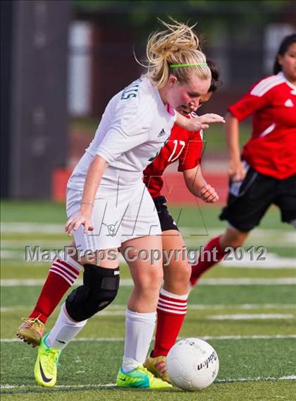 Thumbnail 3 in Clear Falls vs Kipp Academy (Region III Bi-District Playoff) photogallery.