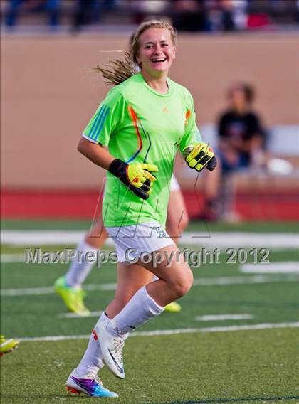 Thumbnail 3 in Clear Falls vs Kipp Academy (Region III Bi-District Playoff) photogallery.