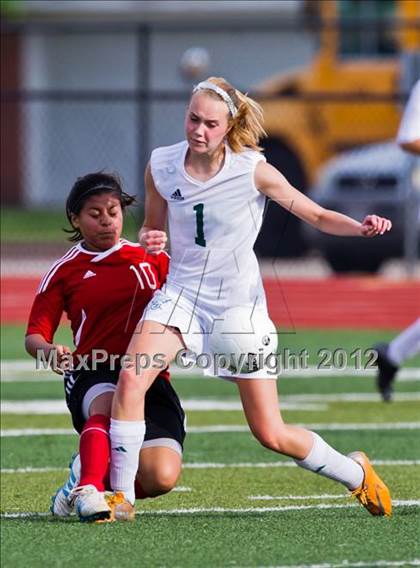 Thumbnail 2 in Clear Falls vs Kipp Academy (Region III Bi-District Playoff) photogallery.