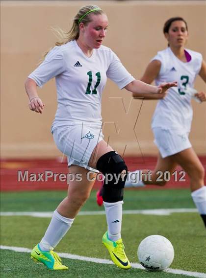 Thumbnail 3 in Clear Falls vs Kipp Academy (Region III Bi-District Playoff) photogallery.
