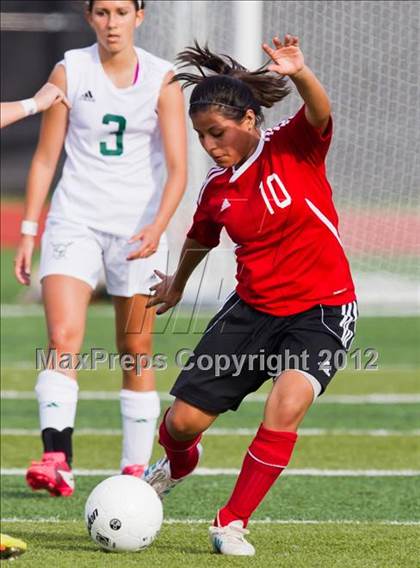 Thumbnail 3 in Clear Falls vs Kipp Academy (Region III Bi-District Playoff) photogallery.