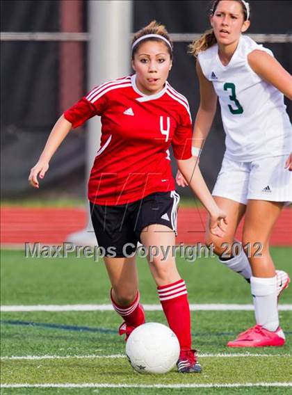 Thumbnail 3 in Clear Falls vs Kipp Academy (Region III Bi-District Playoff) photogallery.