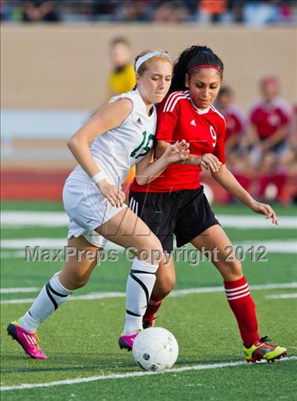 Thumbnail 2 in Clear Falls vs Kipp Academy (Region III Bi-District Playoff) photogallery.