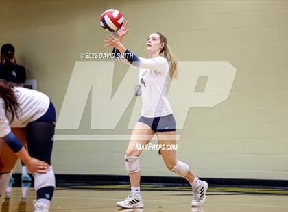 Thumbnail 2 in St. Teresa's Academy vs. Liberty North (MSHSAA Class 5 Quarterfinal) photogallery.