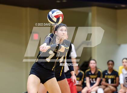 Thumbnail 3 in St. Teresa's Academy vs. Liberty North (MSHSAA Class 5 Quarterfinal) photogallery.