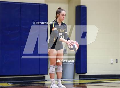 Thumbnail 3 in St. Teresa's Academy vs. Liberty North (MSHSAA Class 5 Quarterfinal) photogallery.