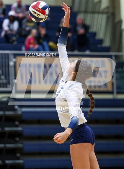 Thumbnail 1 in St. Teresa's Academy vs. Liberty North (MSHSAA Class 5 Quarterfinal) photogallery.